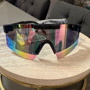 Pretty Little Thing NWT Black Mirrored Frameless Visor One Size Sunglasses.